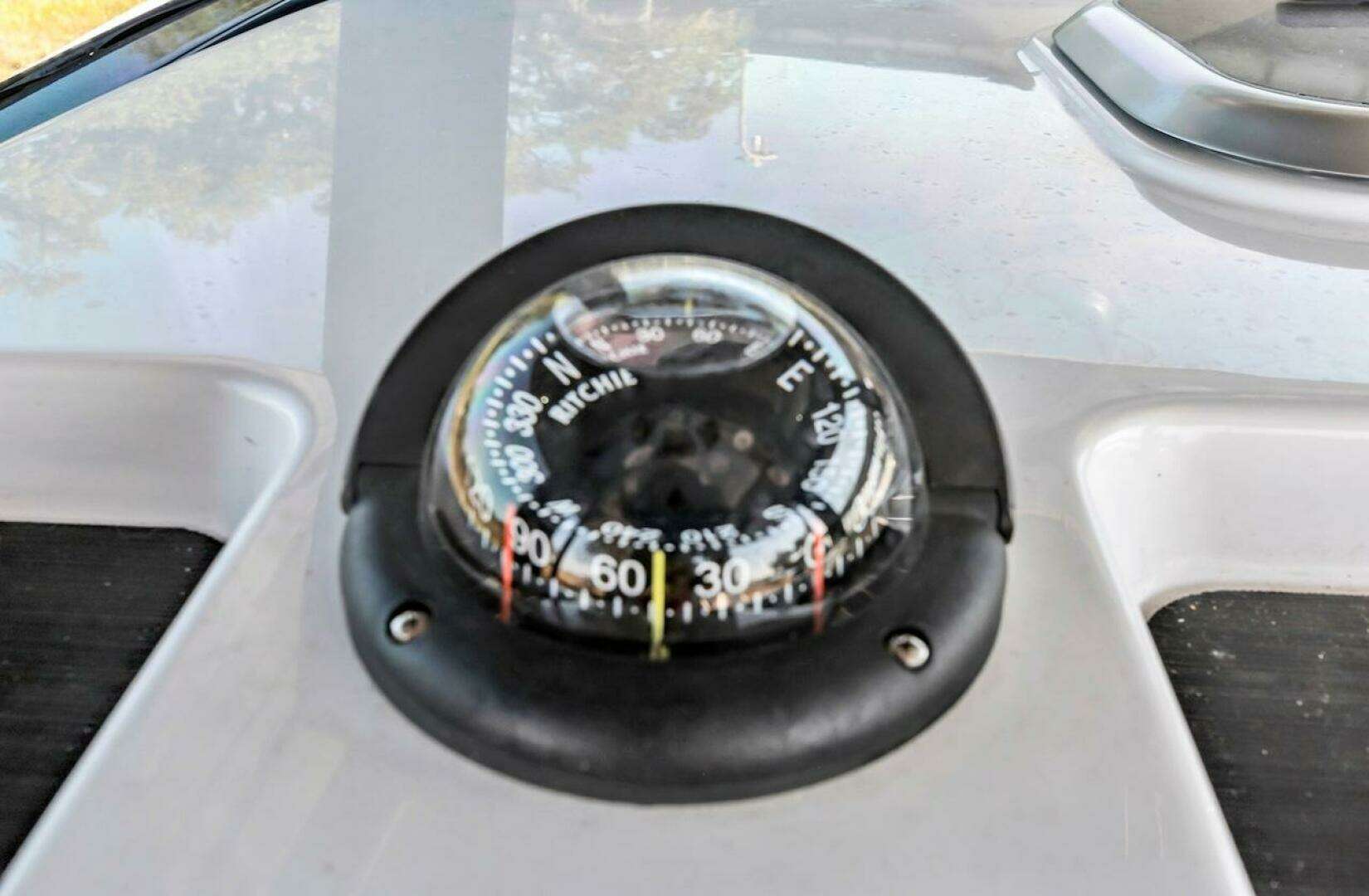 2022 Sportsman Open 352 Center Console - Image 22