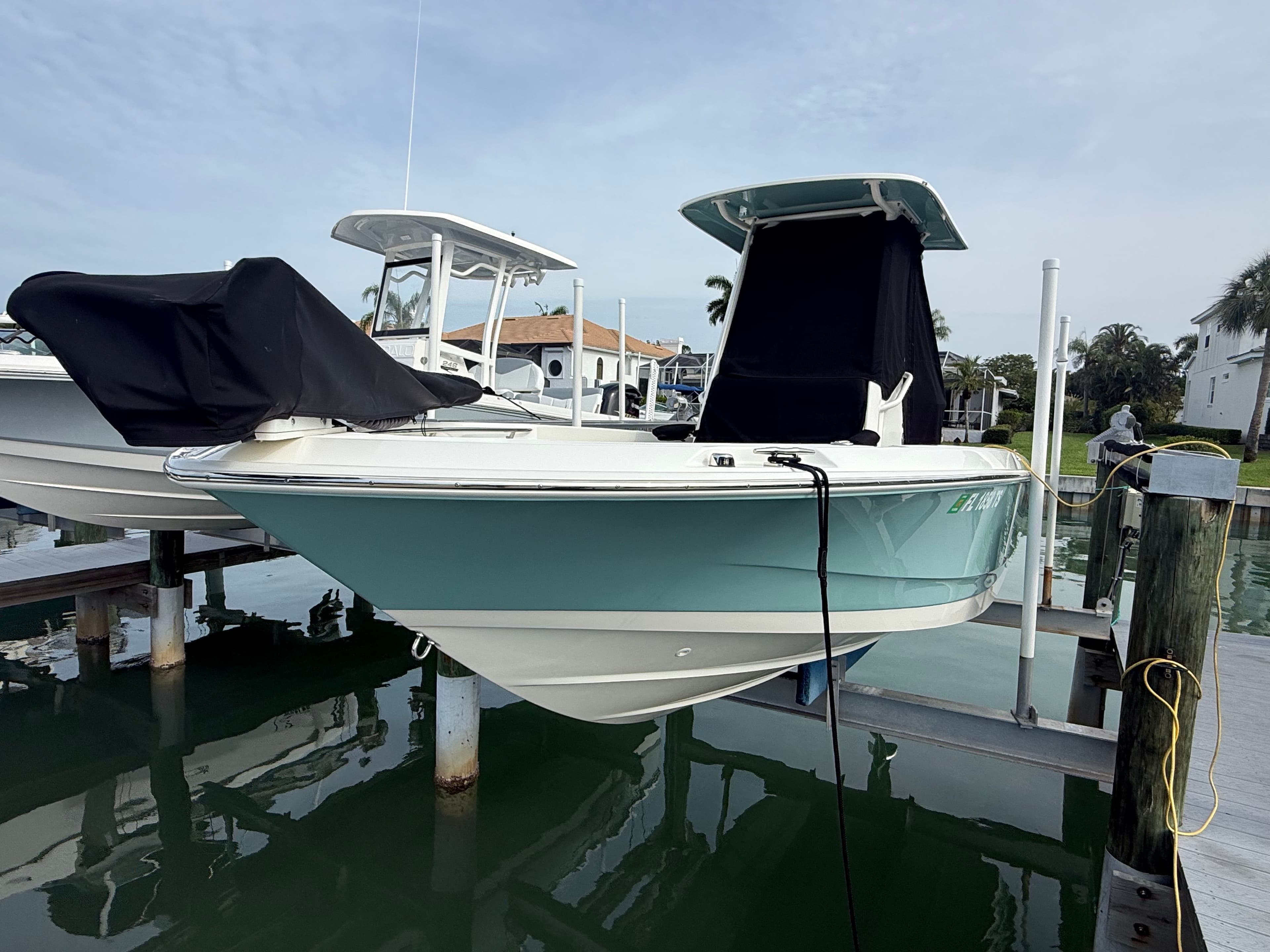 2024 Boston Whaler Dauntless - 3