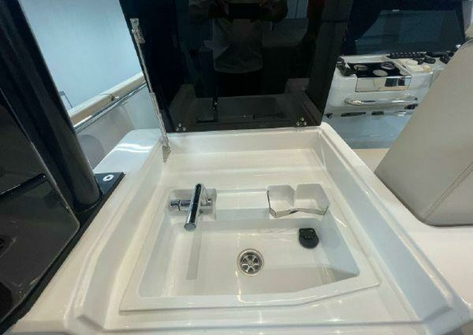 2023 Fjord 38 xpress - Image 32