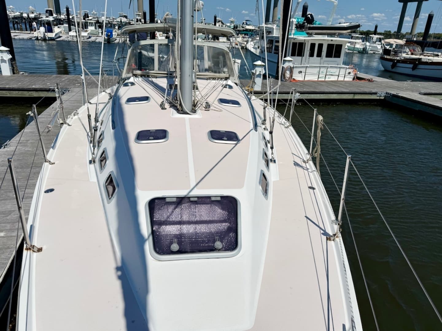 1998 Catalina 380 - Image 6