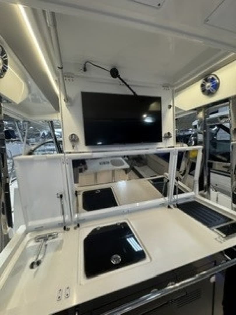 2021 Jeanneau Leader 12.5 WA - Image 18