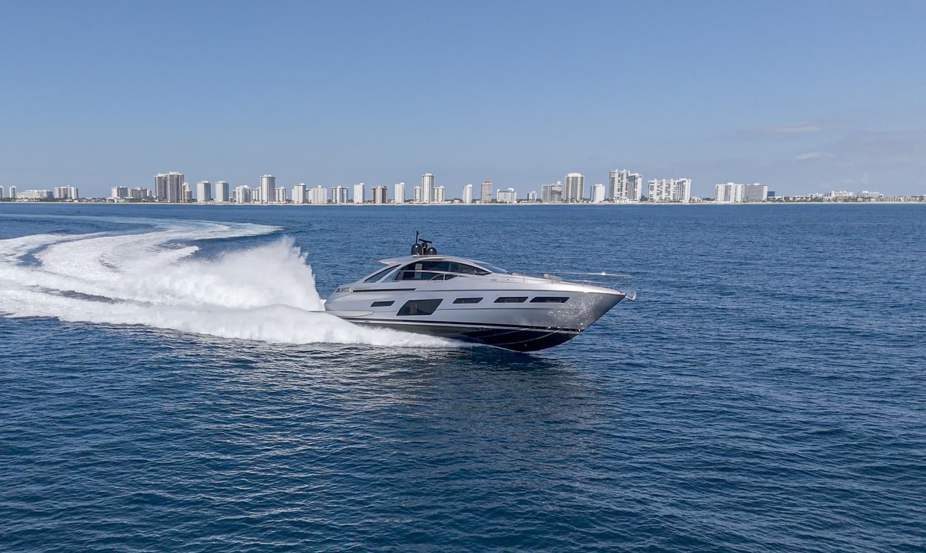 2024 Pershing 7X - Image 3