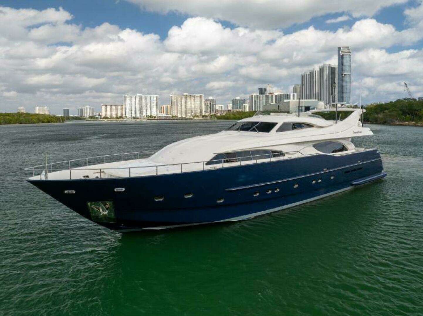 2001 Ferretti Yachts 94 Raised Pilothouse - Image 51