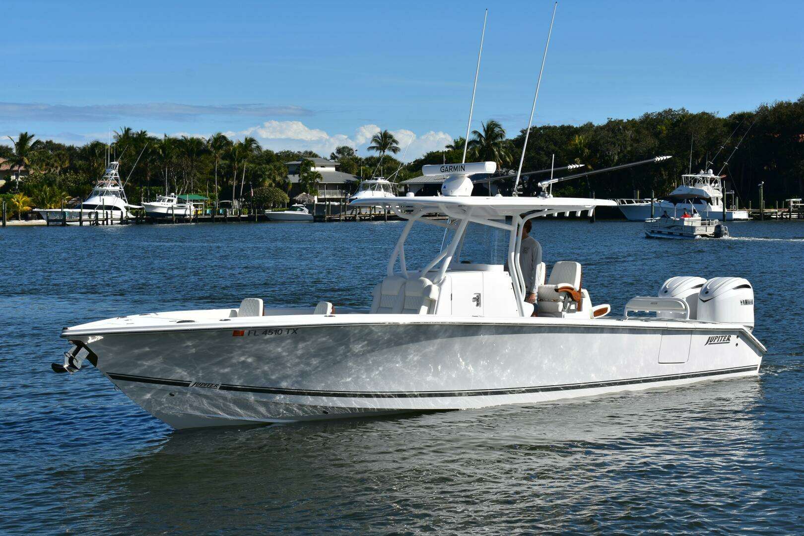 2025 Jupiter 32 FS - Image 14