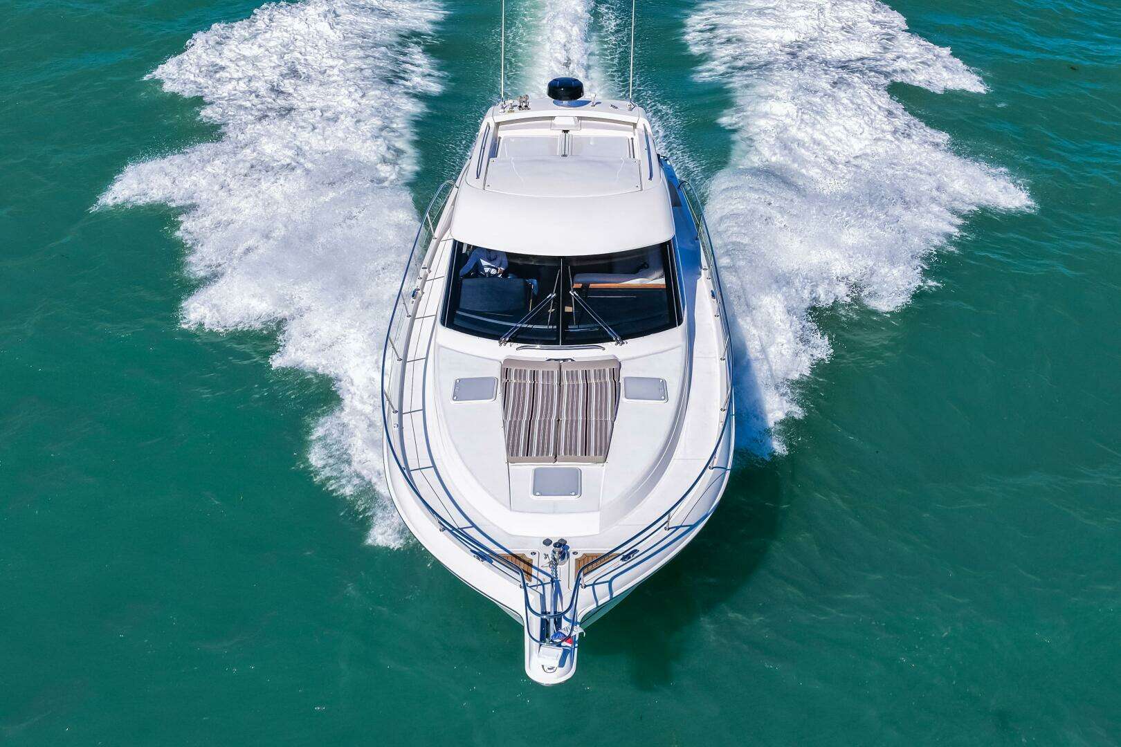 2016 Riviera 5000 Sport Yacht - Image 33