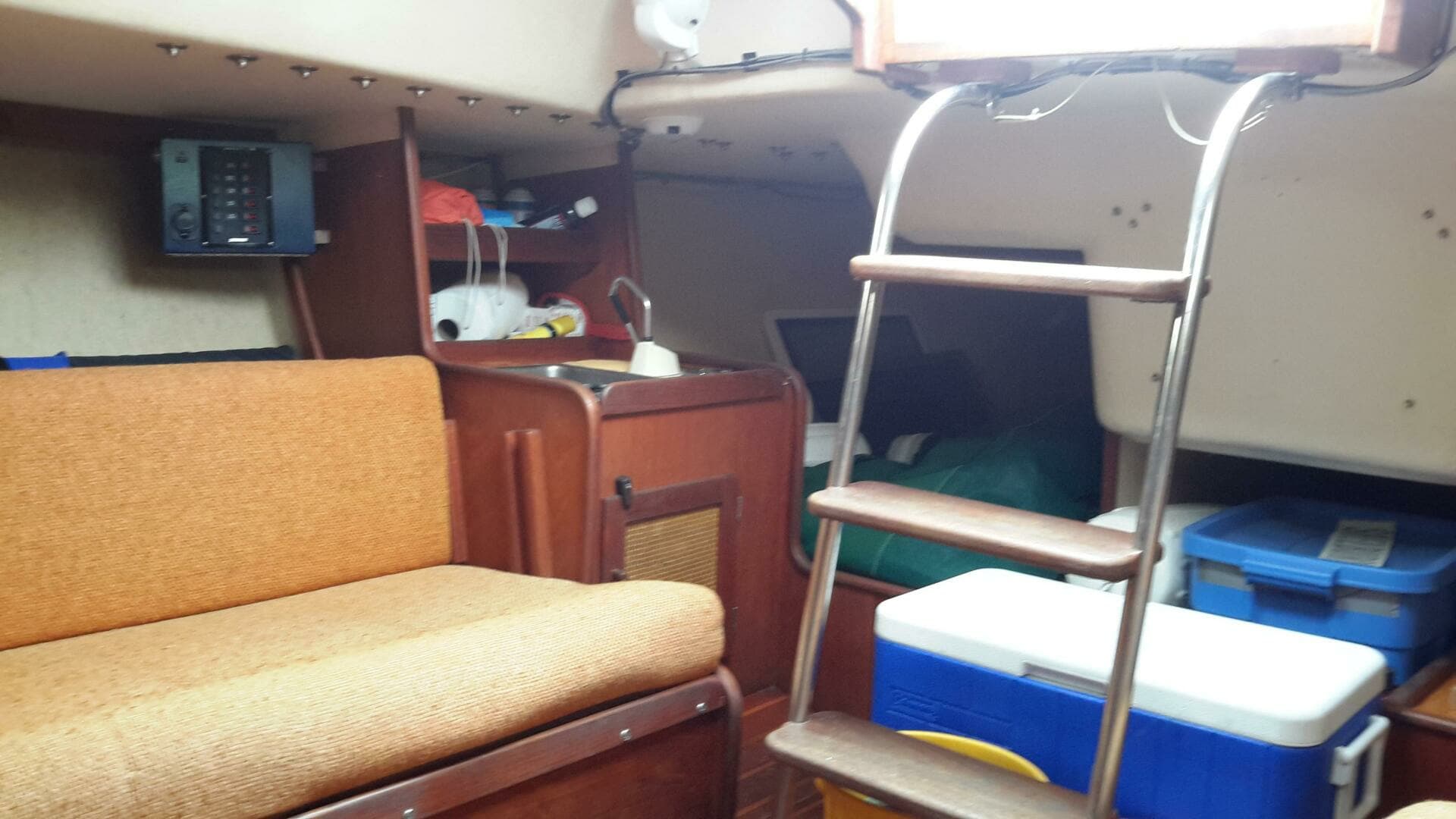 1983 J Boats — - Image 18