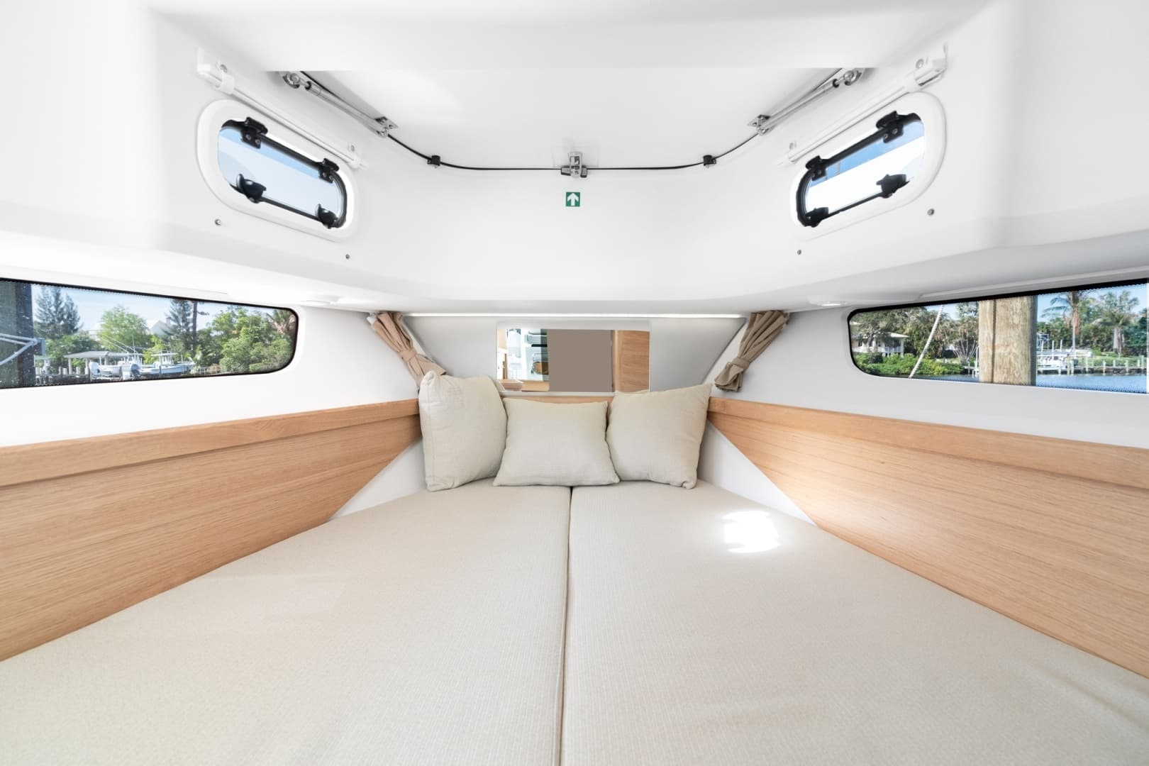 2026 Nimbus Sport Tender 42 - Image 15