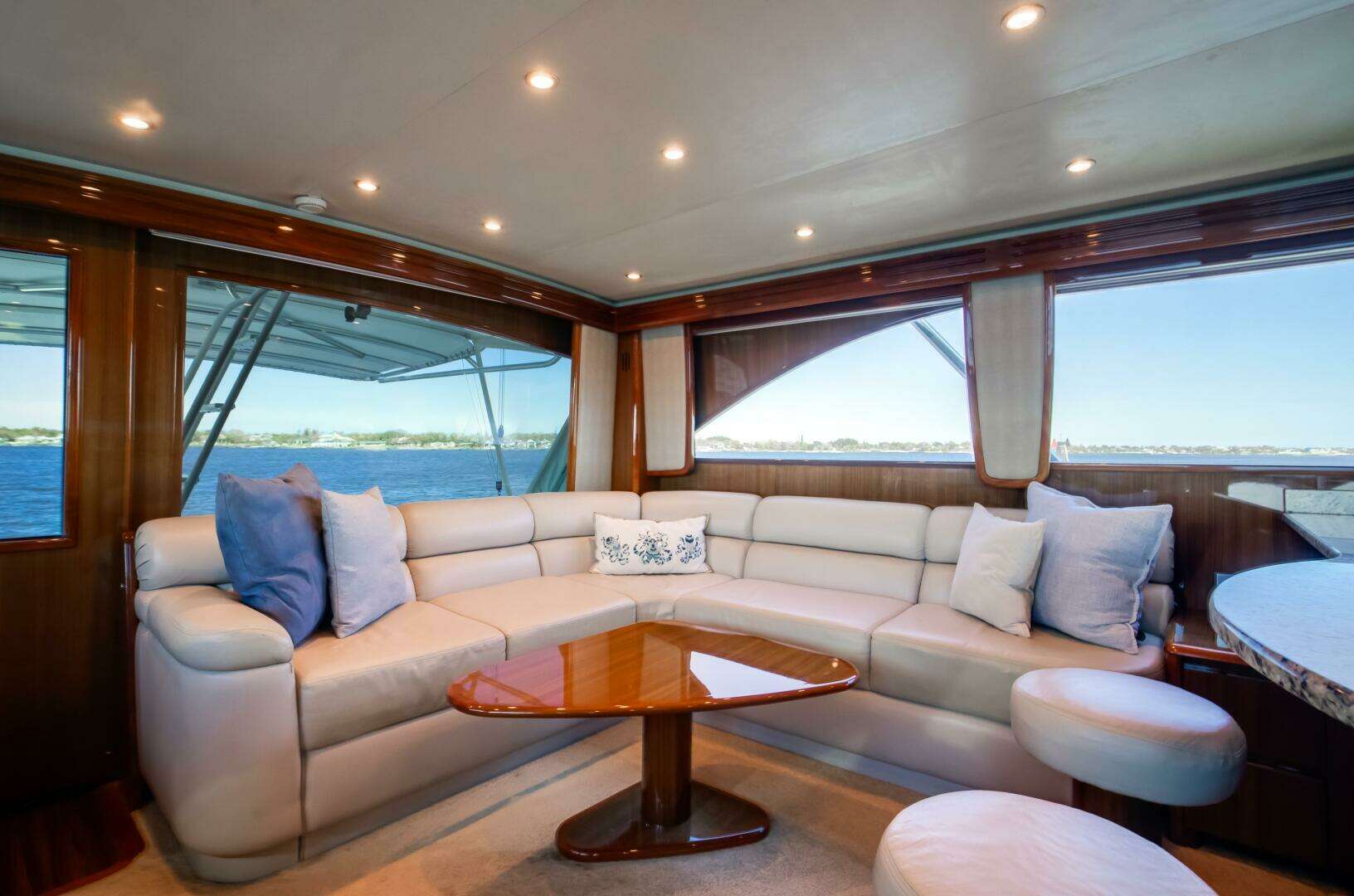 2009 Viking 64 Enclosed Bridge w/ Tower - Image 21