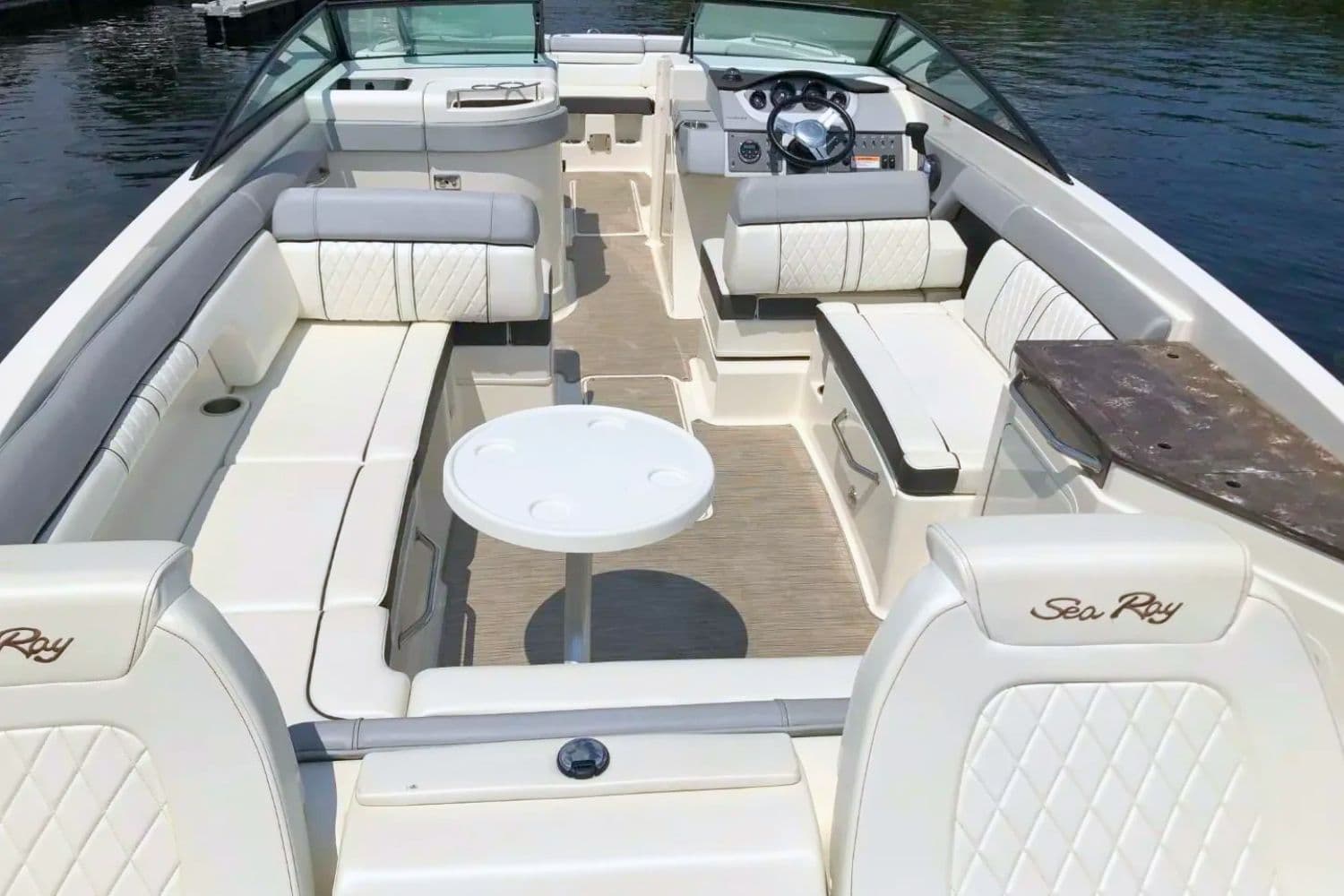2016 Sea Ray 290 Sundeck - 16