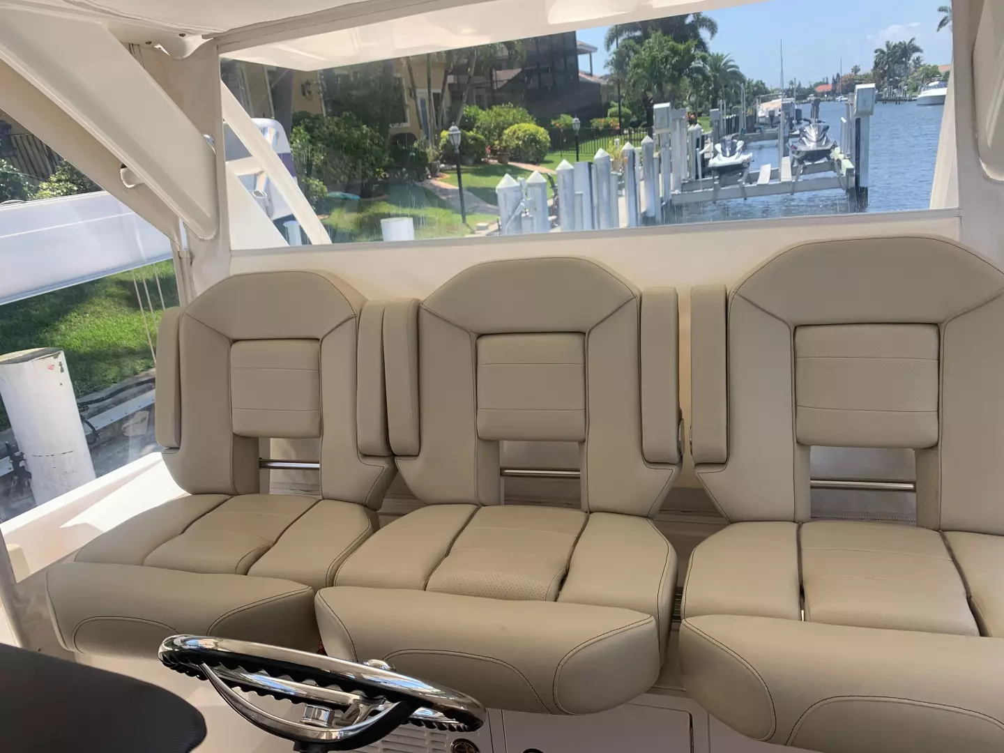 2017 Pursuit S 408 - Image 13