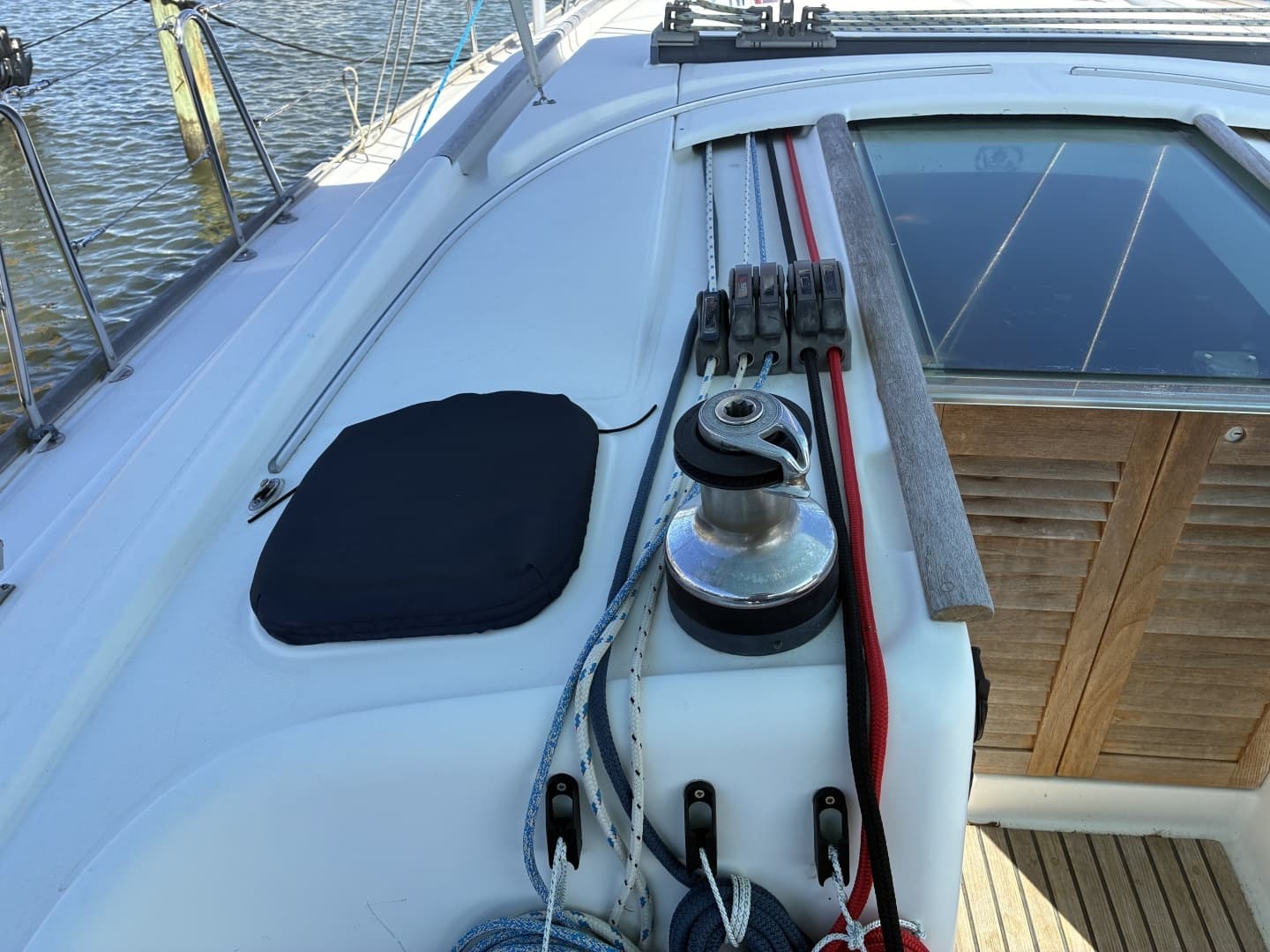 2008 Beneteau Oceanis 43 - Image 46