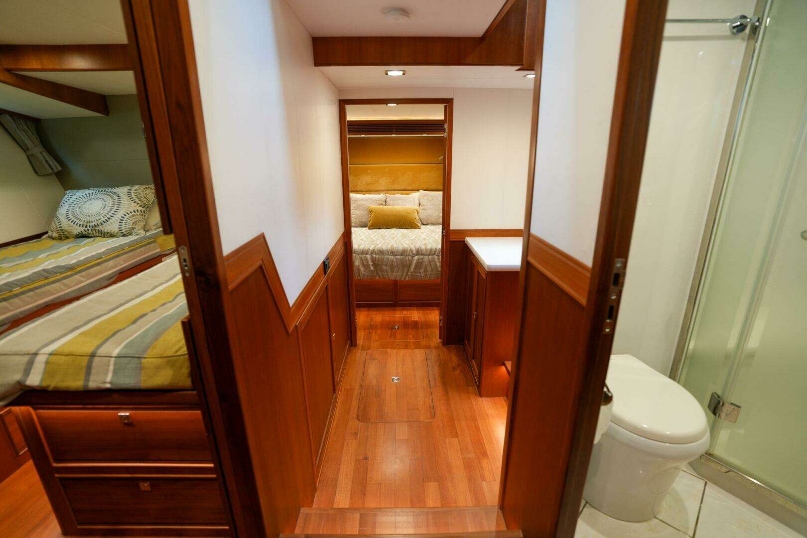 2022 Marlow Explorer 62E-CB - Image 31