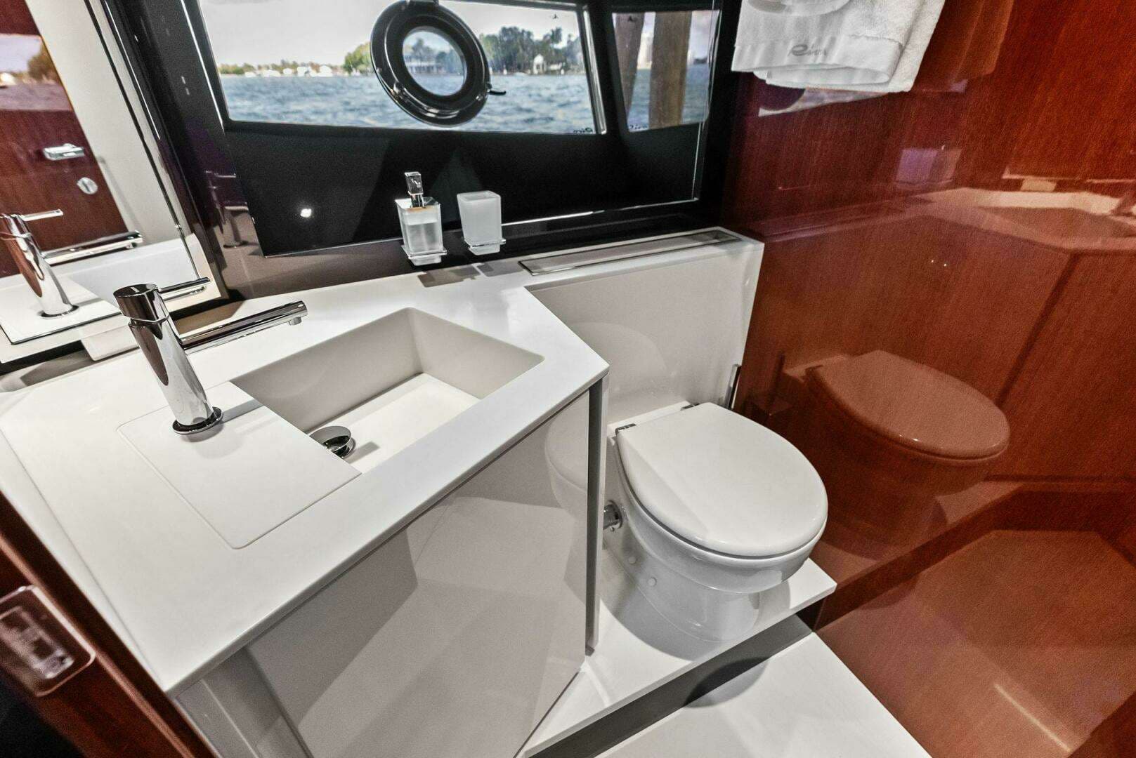 2021 Riva 56' Rivale - Image 50
