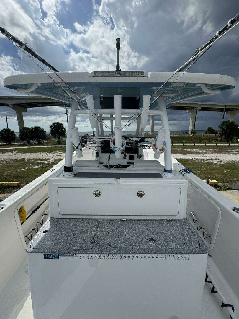 2021 Twin Vee — - Image 13