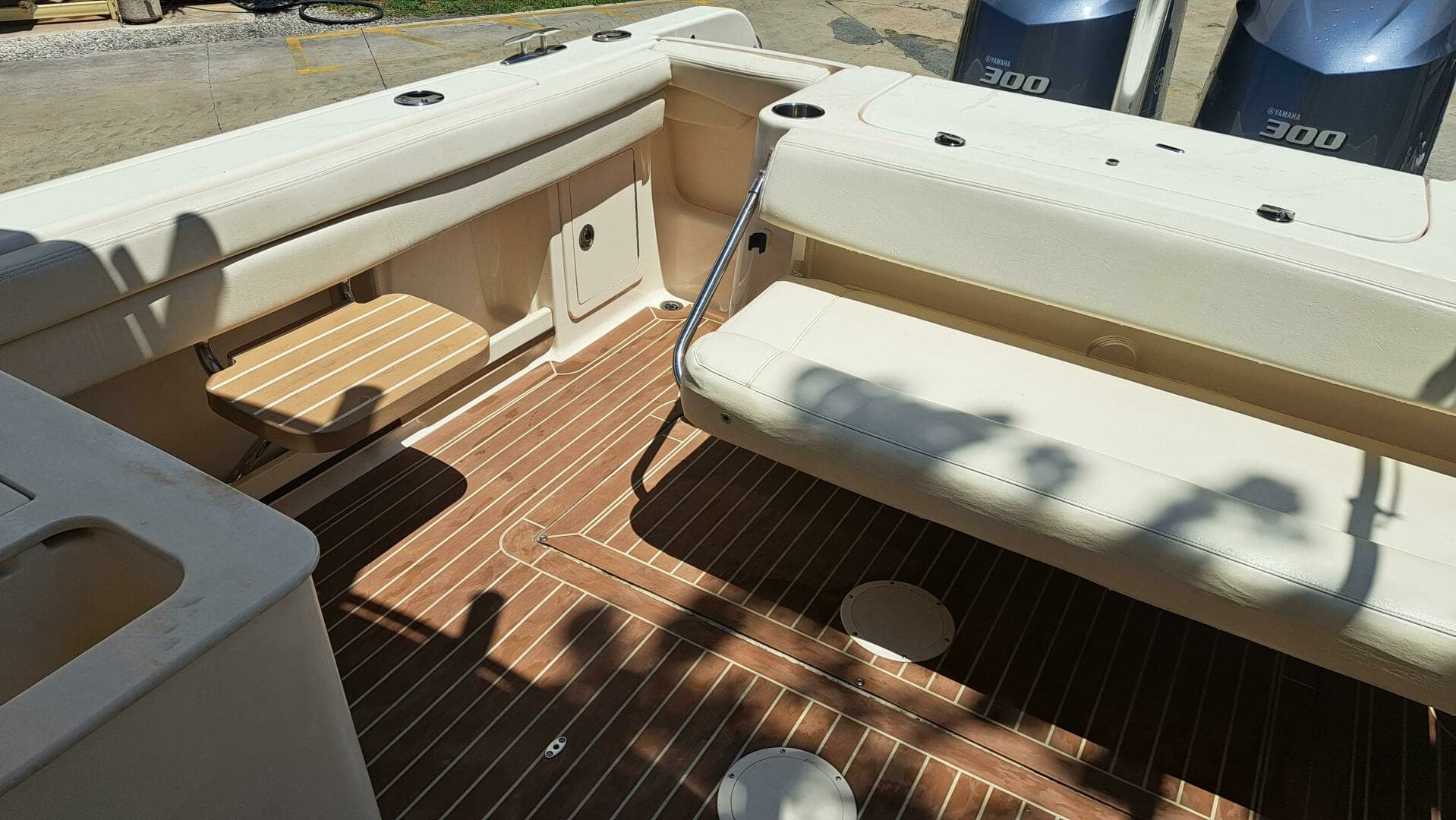 2018 Grady-White Freedom 285 - Image 29