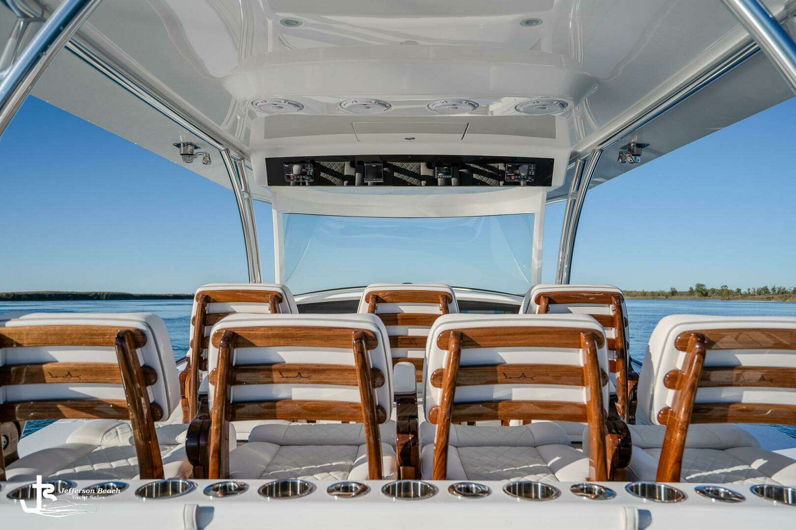 2025 Valhalla Boatworks V-46 - Image 19