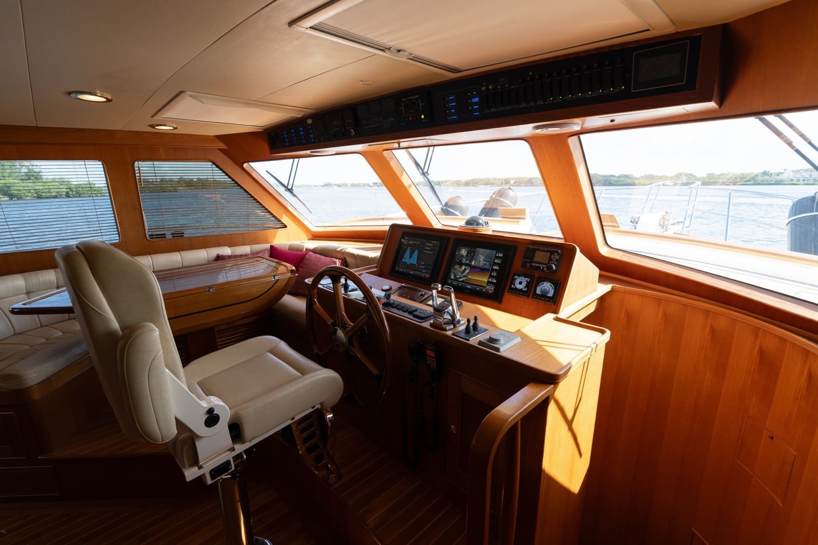 2016 Marlow Explorer 58E - Image 29