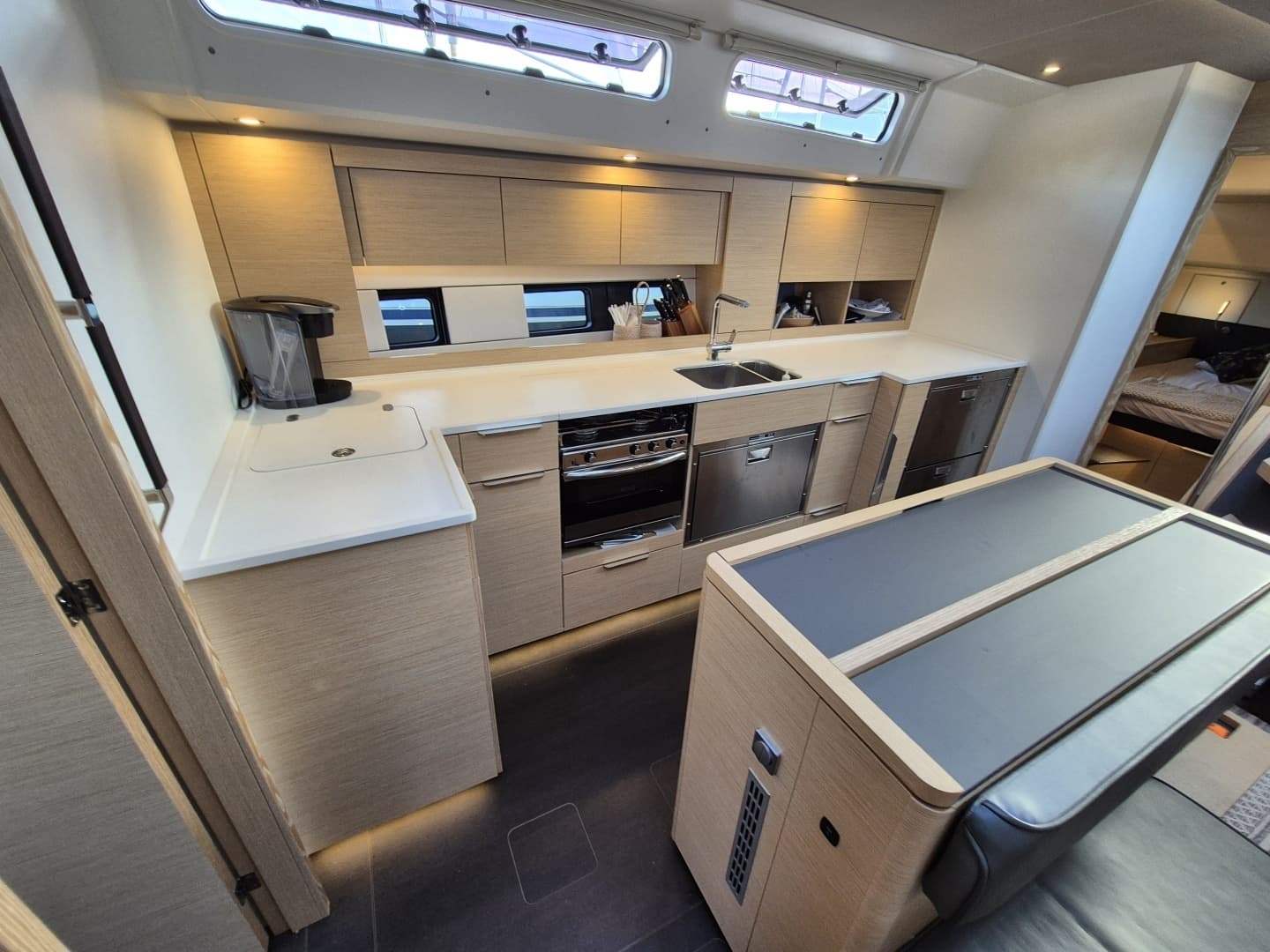 2023 Hanse 510 - Image 21