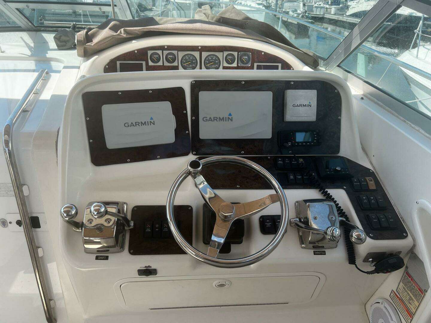 1997 Sea Ray — - Image 19
