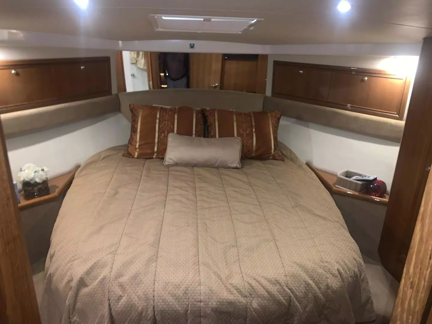 2008 Riviera 51 Flybridge - Image 38