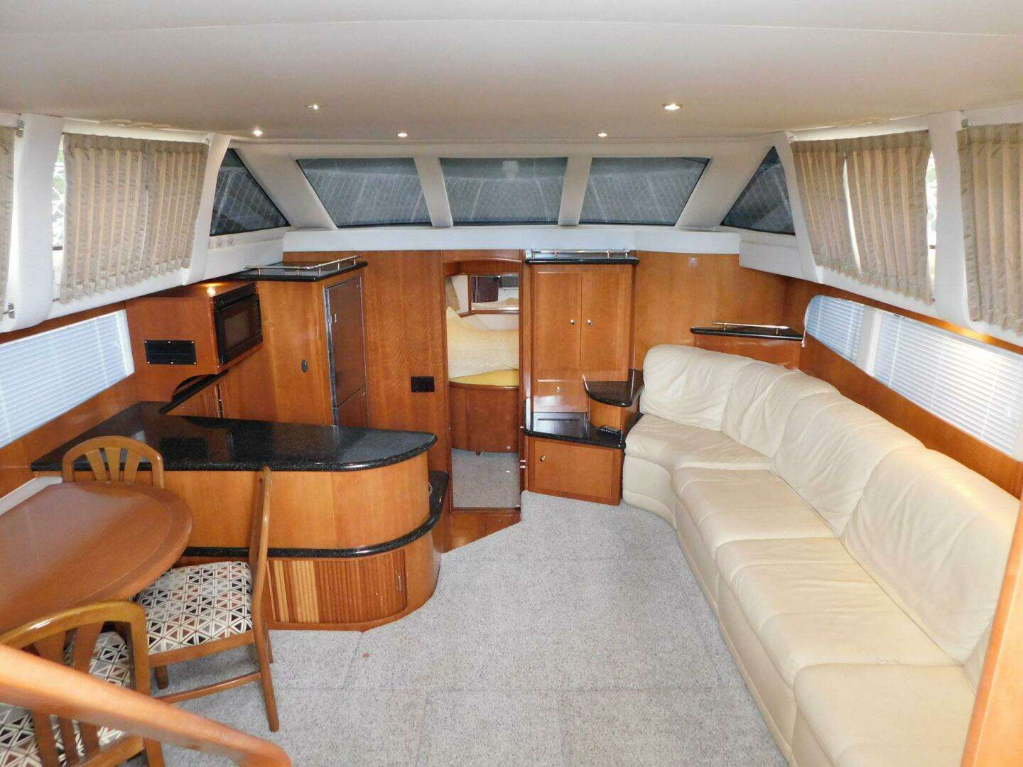 2003 Carver 44 CPMY - Image 20