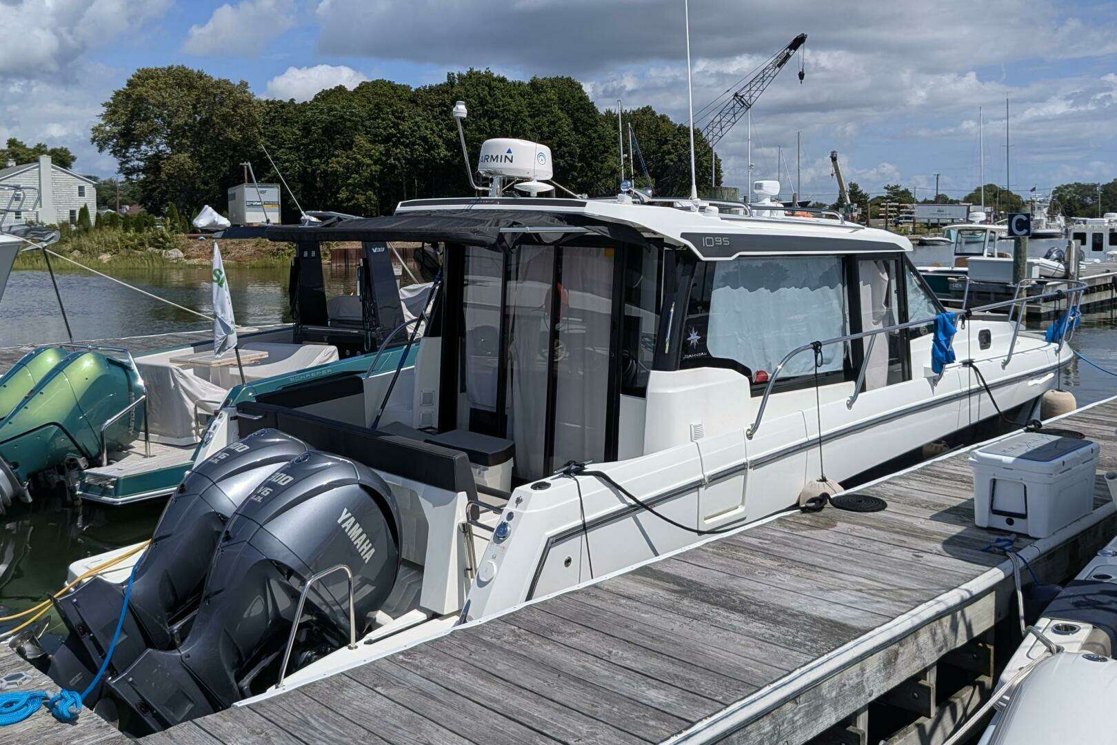 2023 Jeanneau NC 1095 Weekender - Image 8