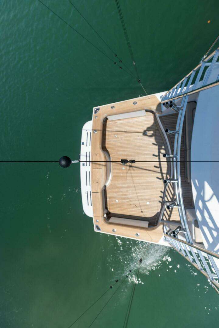 2016 Hatteras — - Image 41