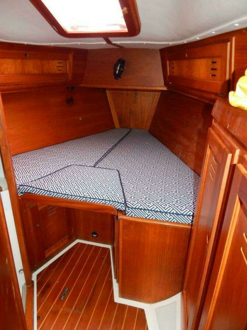 1998 Freedom 40/40 - Image 6