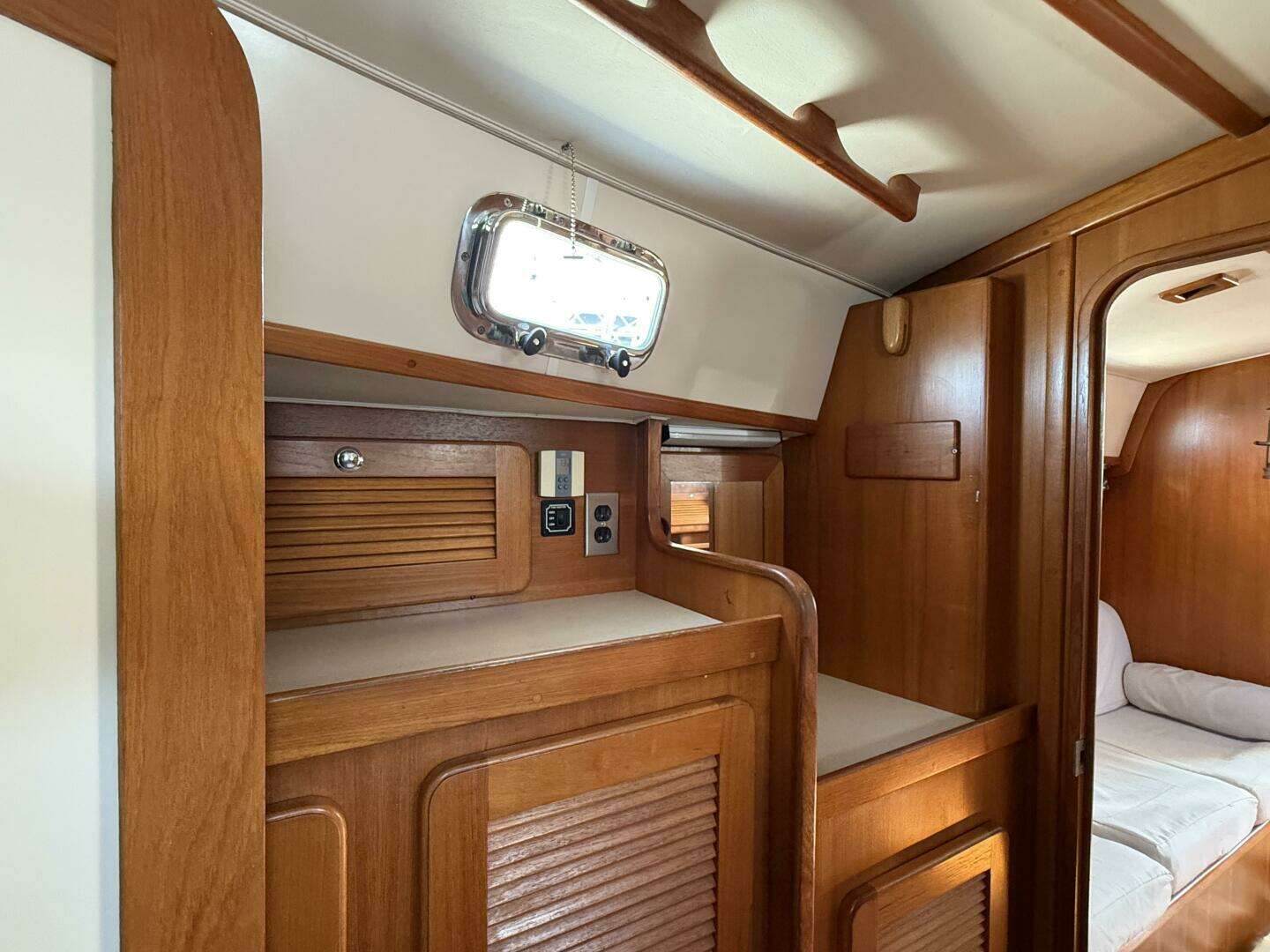 2004 Caliber 40LRC SE - Image 27