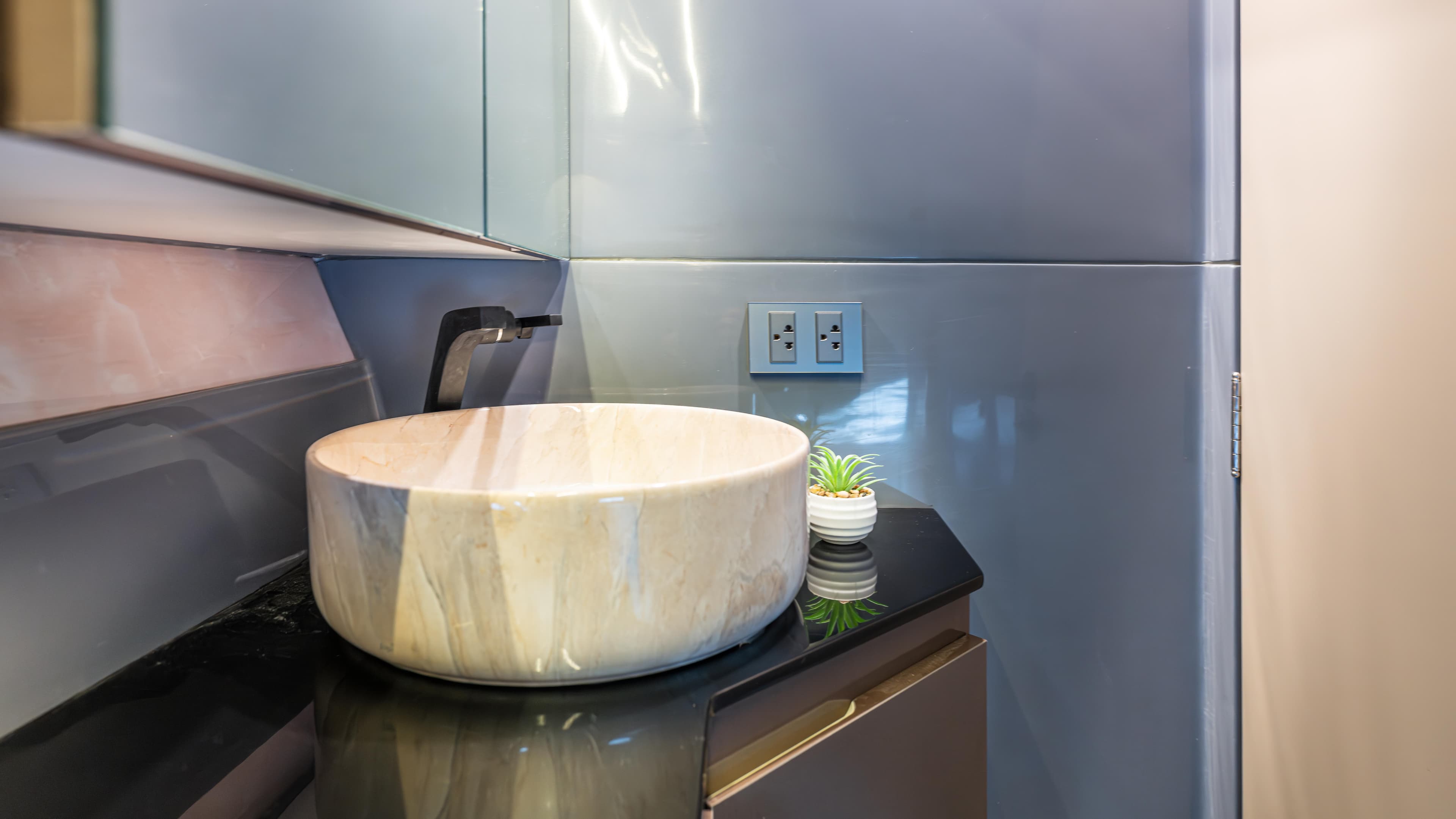 Modern bathroom sink with marble basin and sleek design, Hanover 415, 2025 model.