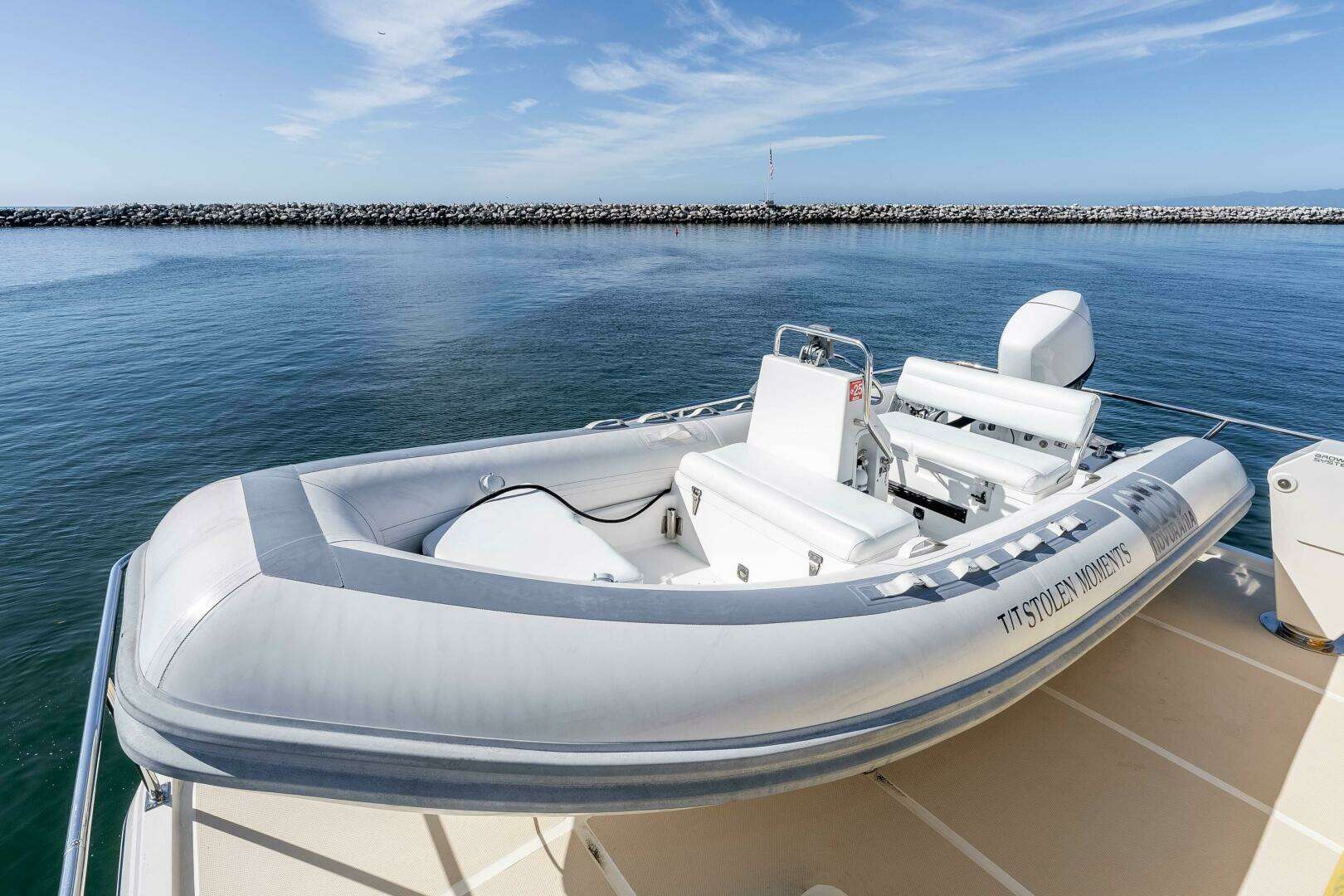 2000 Offshore Yachts Flushdeck - Image 10