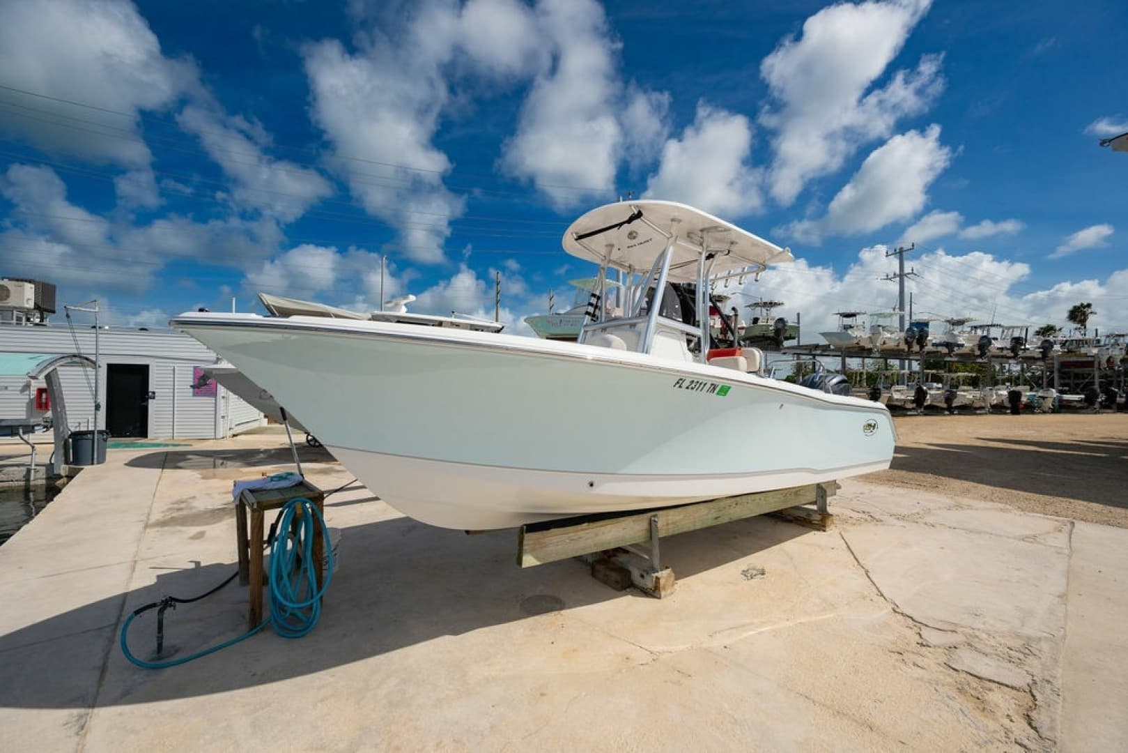 2023 Sea Hunt 234 Ultra - Image 5