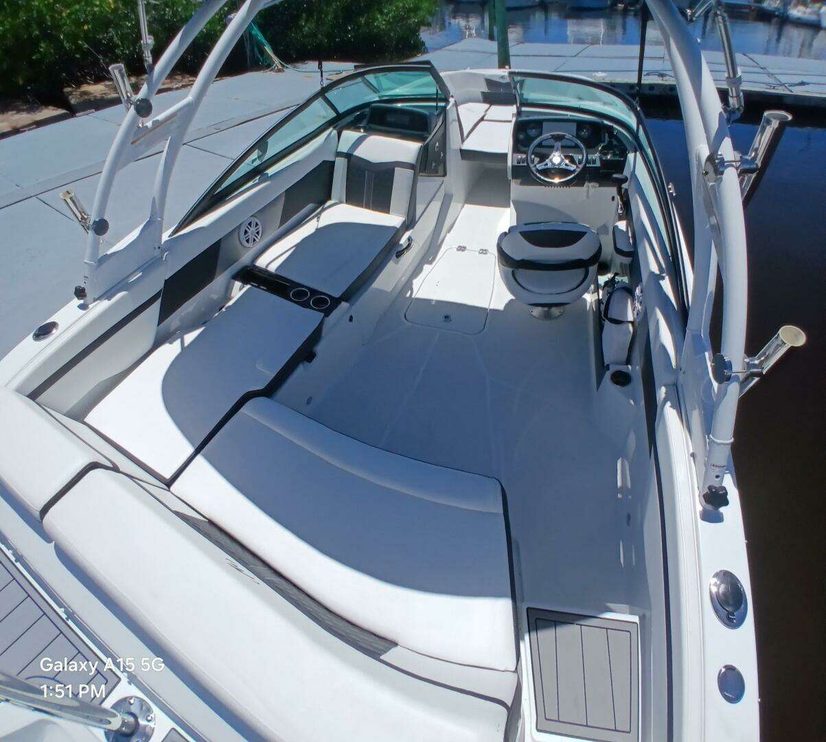 2023 Monterey 225 - Image 12