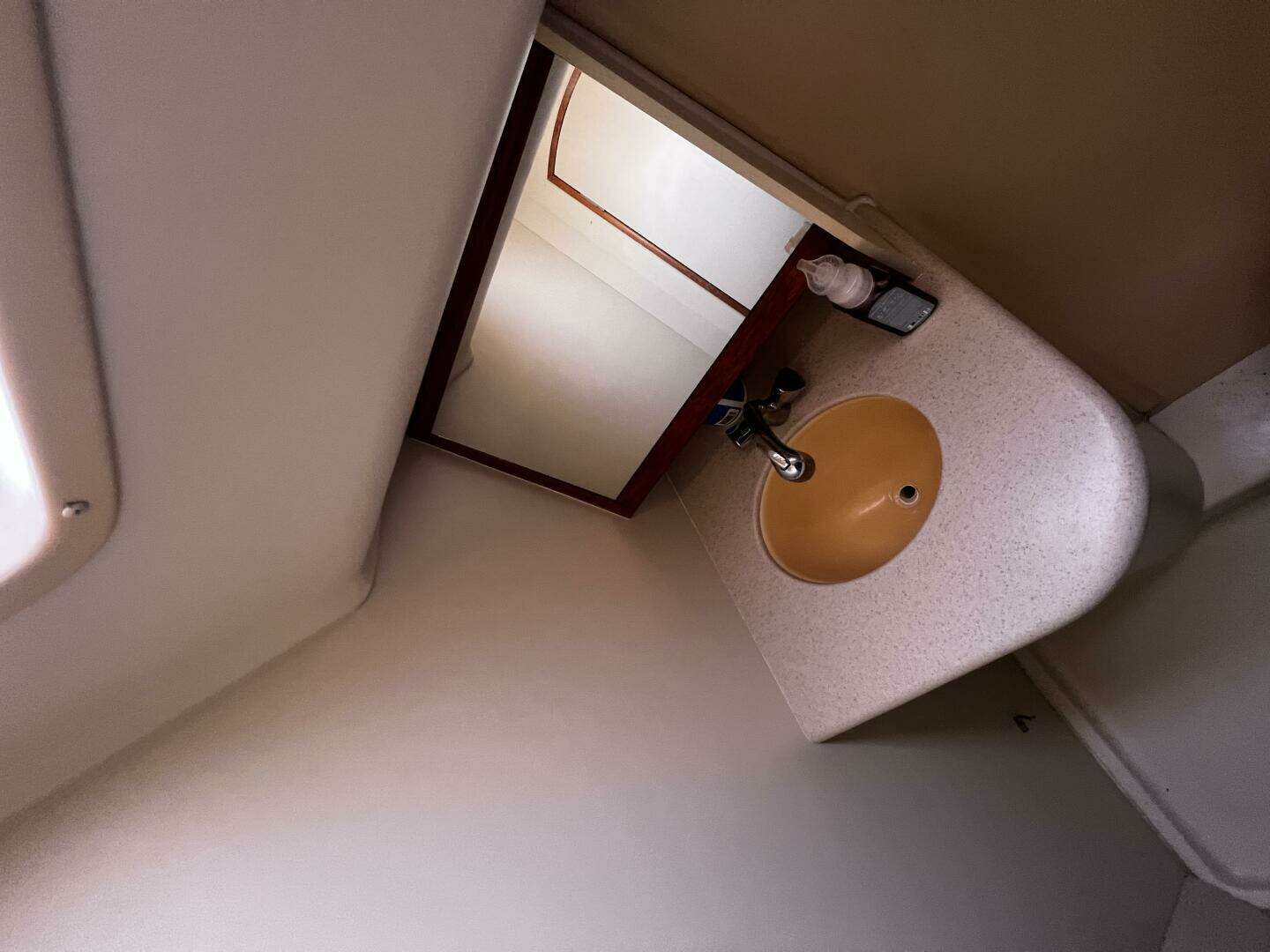 2004 Hunter 33 - Image 87