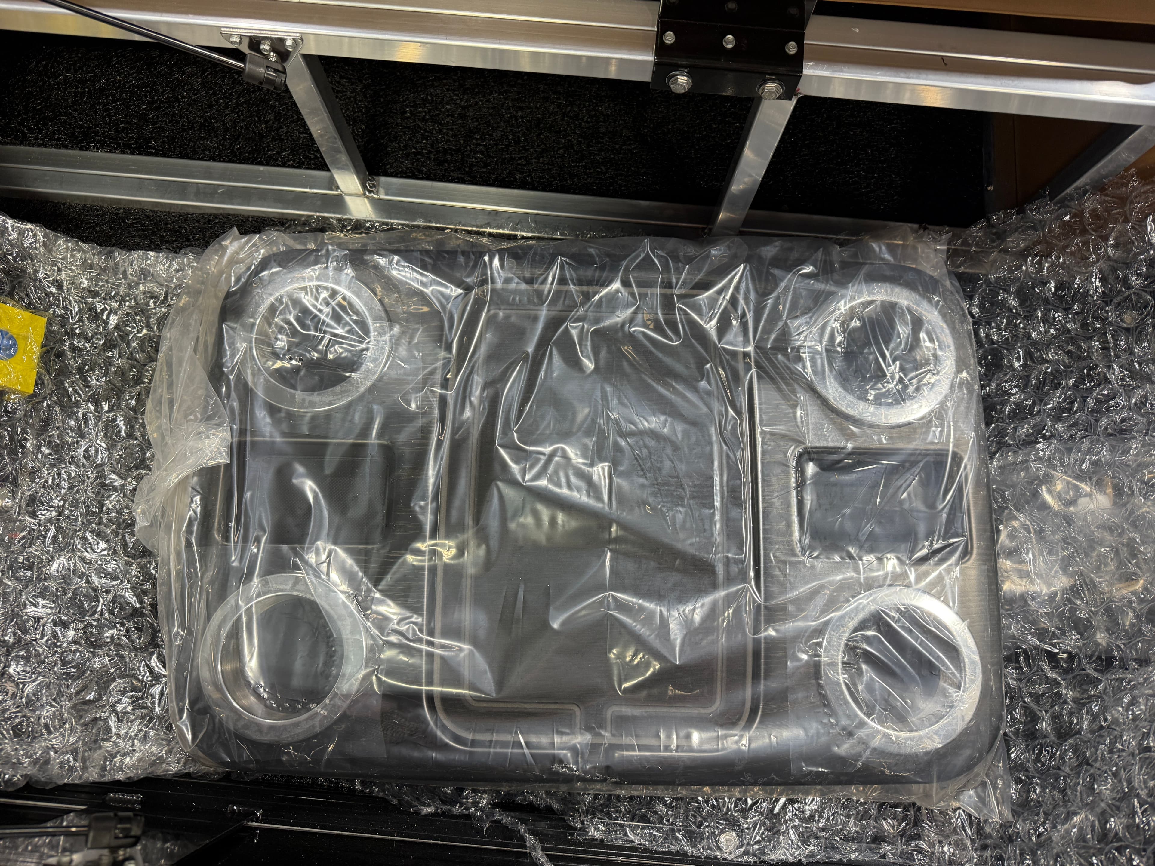 2026 Tahoe Cascade 200HP VRB 2385 Swingback Tritoon $80995 - 25