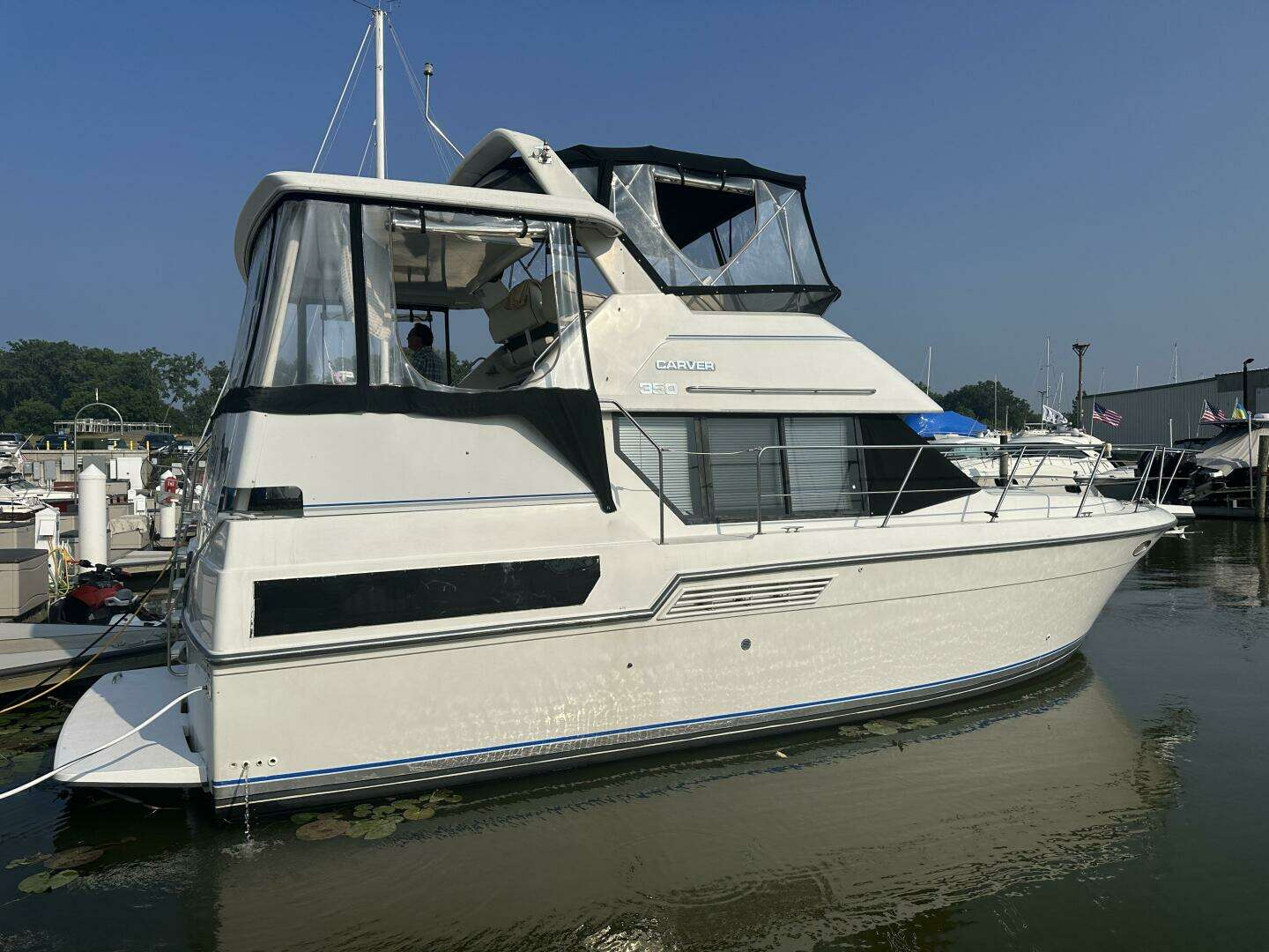 1993 Carver — - Image 2