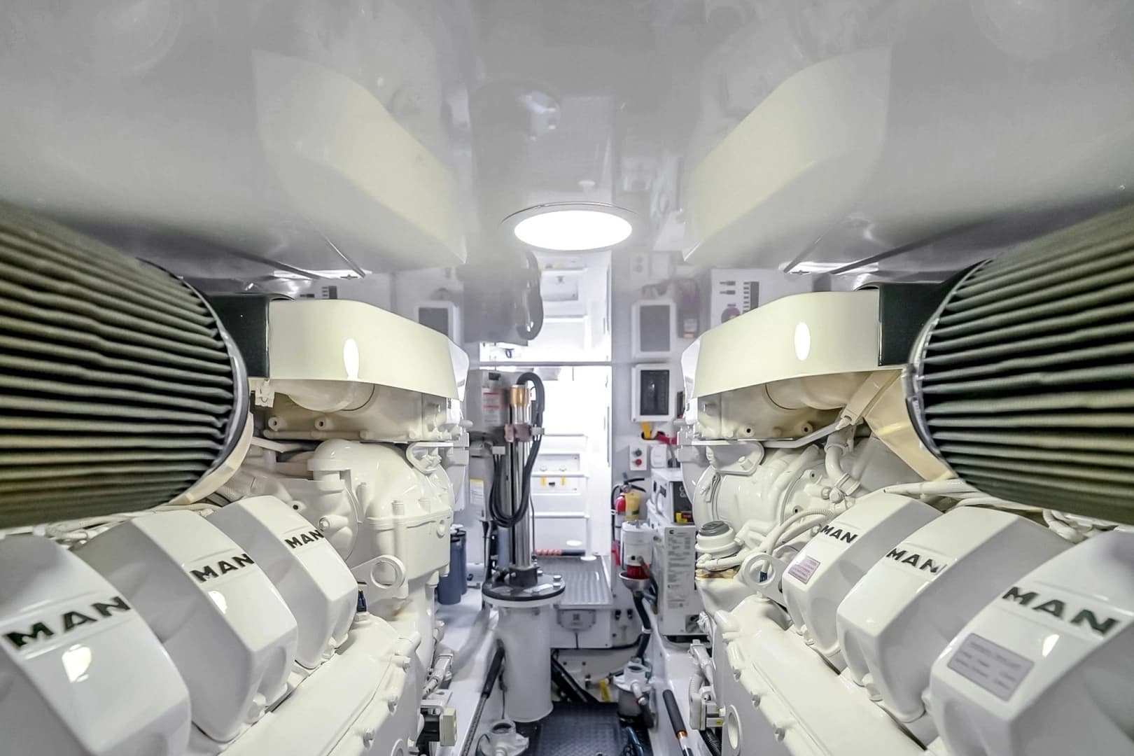 2021 Viking 48 Convertible - Image 60