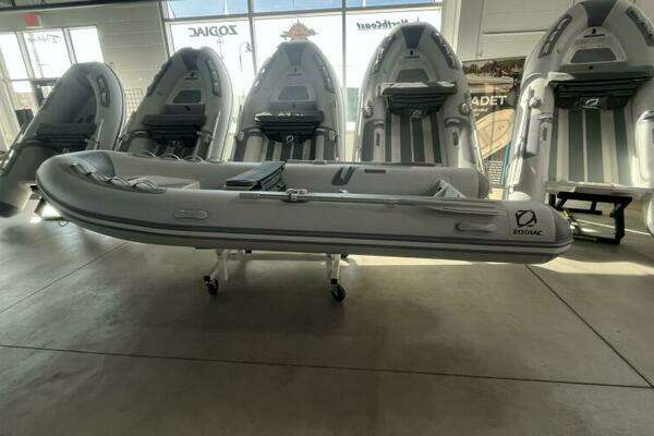 2023 Zodiac Cadet 390 DL RIB ALU PVC