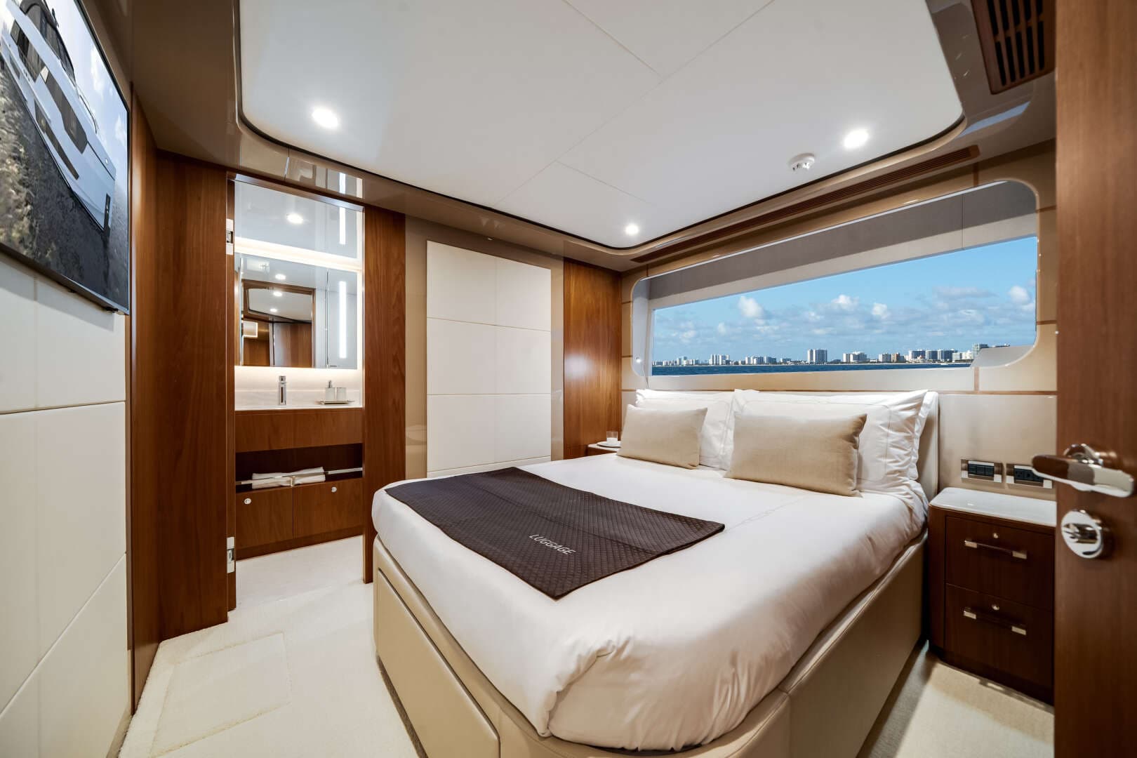 2026 Ocean Alexander 30R - Image 59
