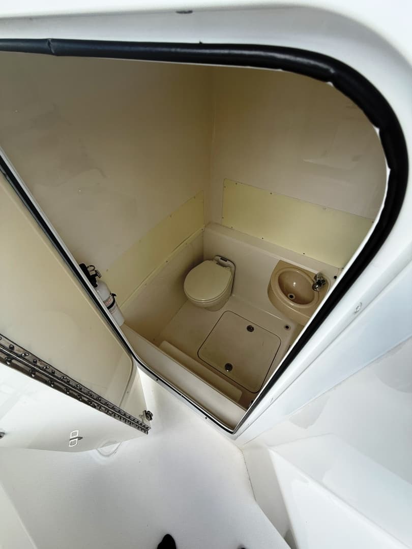 2018 Invincible 36 Center Console - Image 14