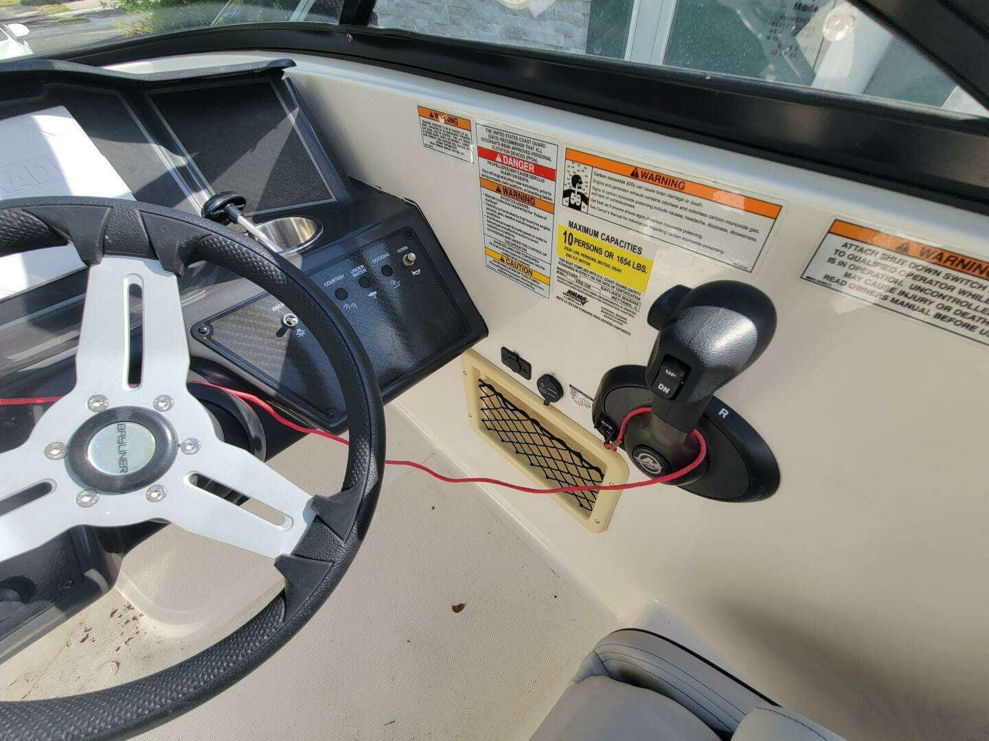 2023 Bayliner VR6 OB - Image 19
