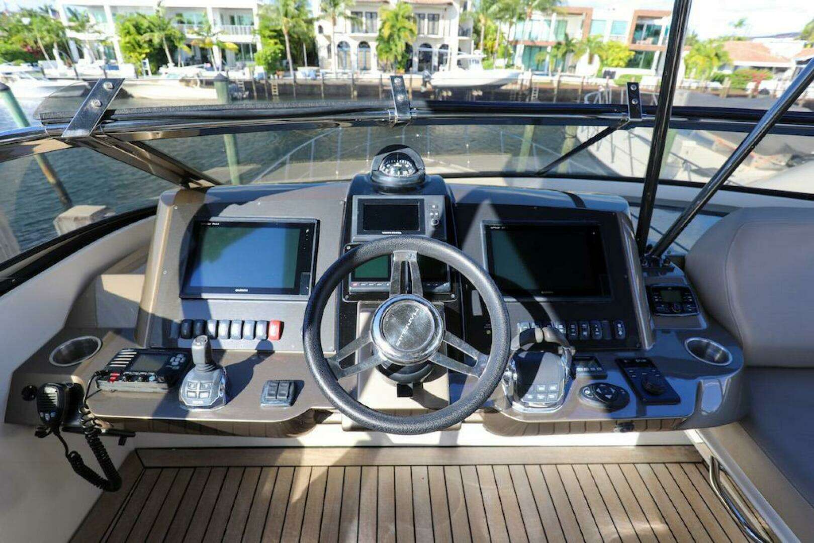 2016 Marquis 660 Sport Yacht - Image 30
