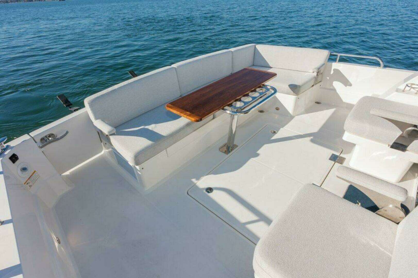 2024 Sabre 43  Salon Express - Image 11