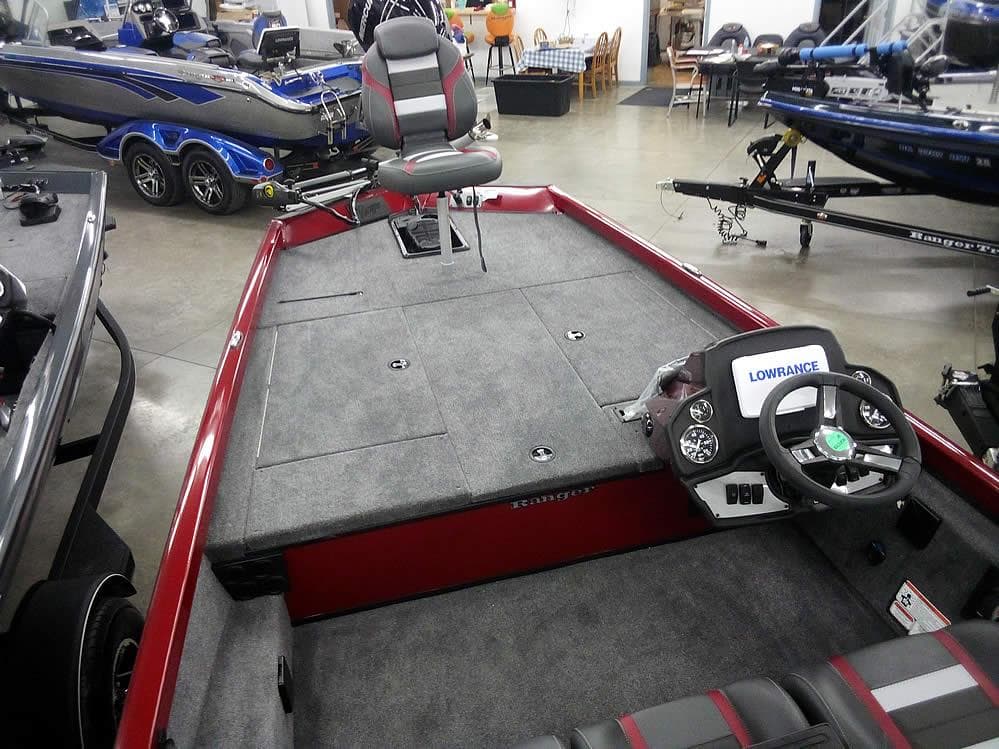2025 Ranger RT188C fishing boat interior with steering console and seating.