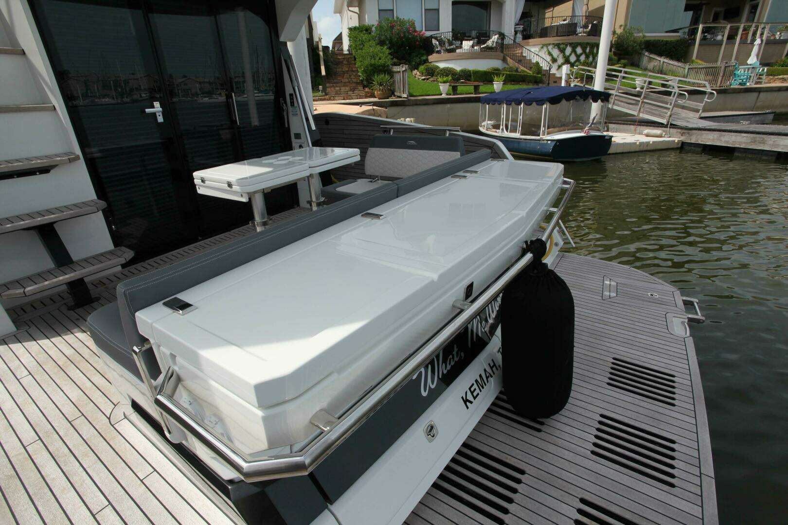 2025 Galeon — - Image 6
