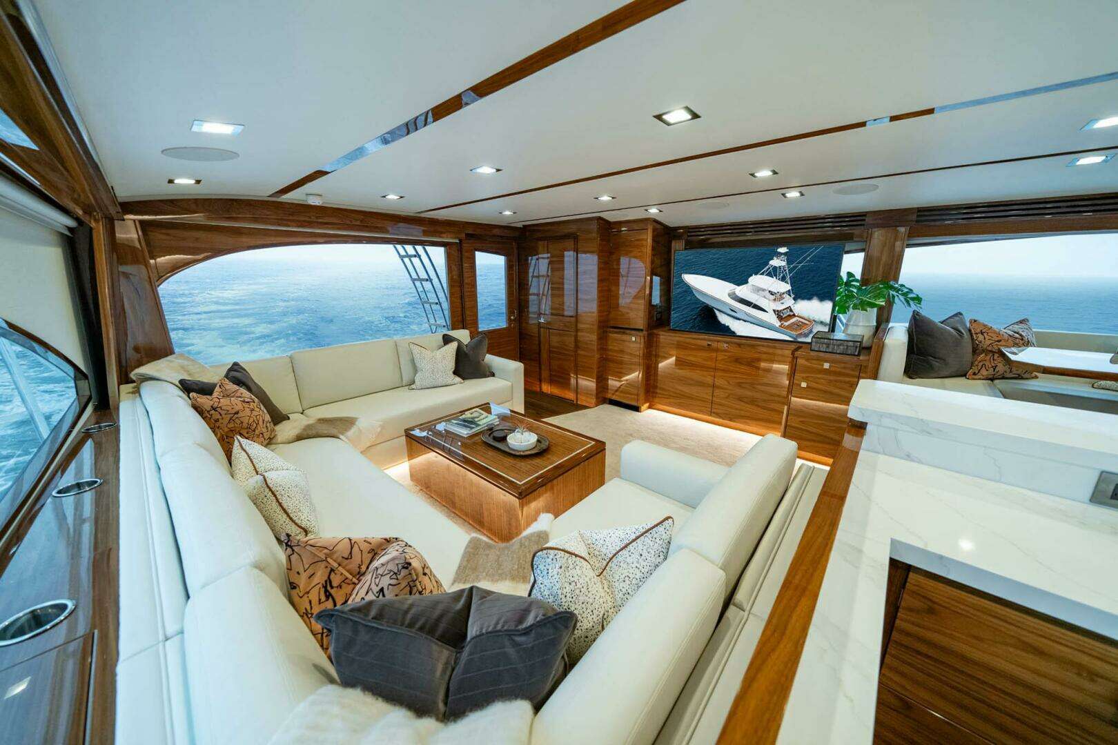 2027 Viking 82 Convertible - Image 27