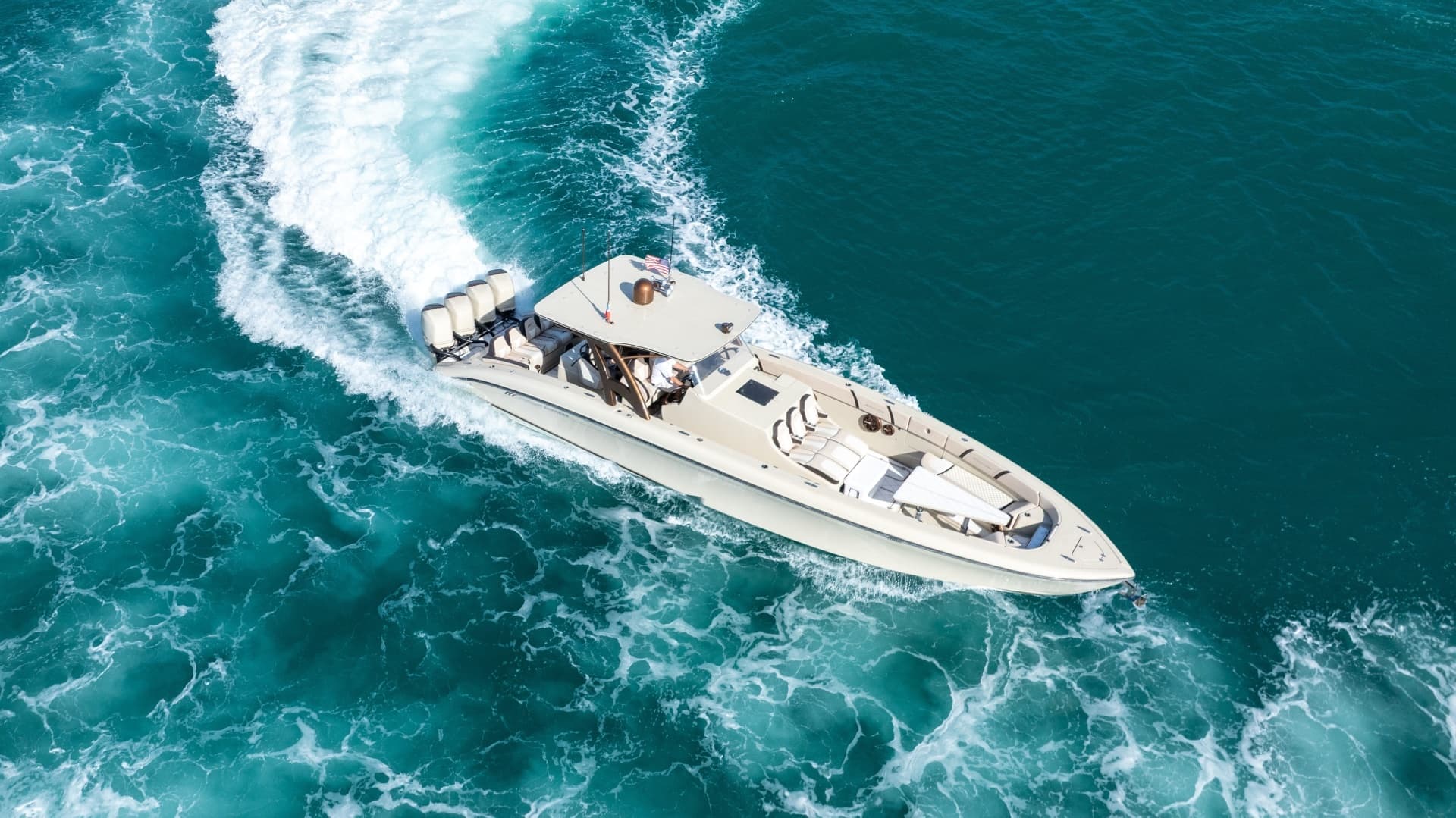 2019 Midnight Express — - Image 25