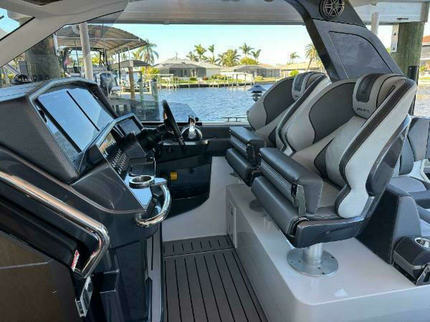2022 Galeon 325 GTO - Image 51