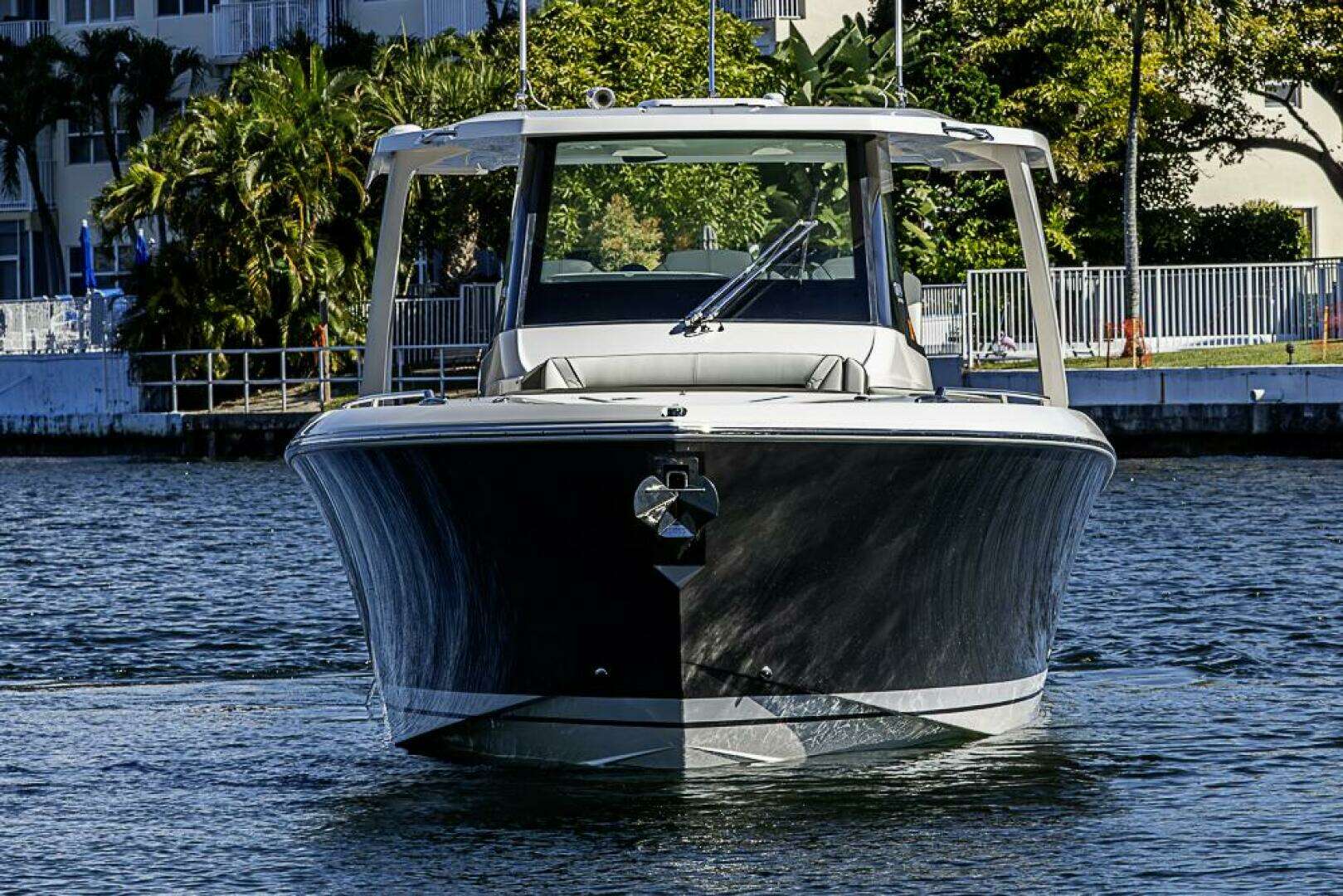 2023 Tiara Yachts 34LS - Image 74