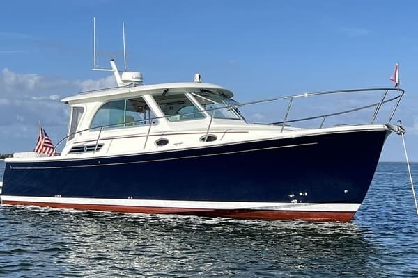 2018 Back Cove 32 - Image 1
